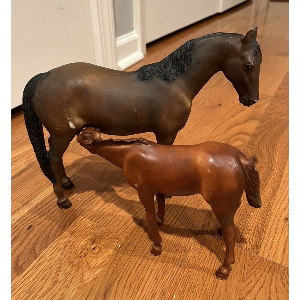 Vintage Breyer #3155 Thoroughbred Mare & Suckling Foal Set Dark Variation Horse